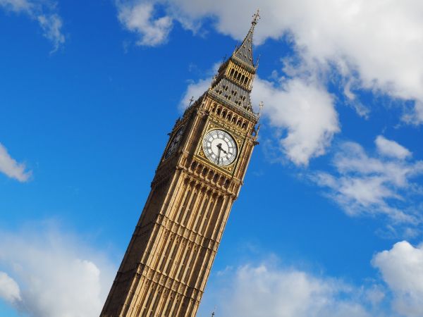 Covid : quand les Britanniques pourront-ils à nouveau voyager en France ?