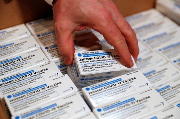 MEILLEUR DU WEB: Les médecins doivent-ils recevoir le « vaccin » anti-Covid-19 ?