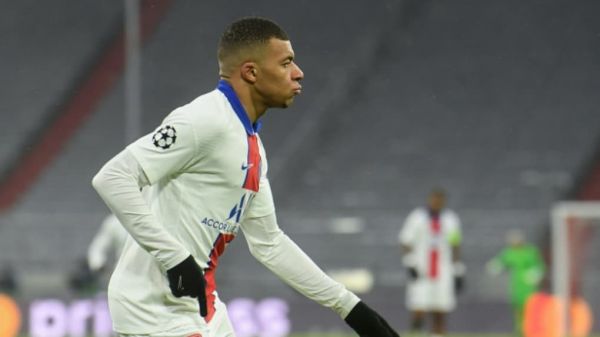 C1: le PSG fait chuter l’invincible Bayern, Chelsea prend l’avantage
