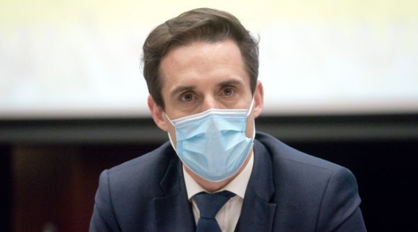 Polémique sur le « rêve aérien » : Jean-Baptiste Djebbari veut décorer les présidents d'aéroclubs de Poitiers