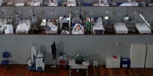 Covid-19 dans le monde : Bolsonaro n'envisage toujours pas le confinement malgré les chiffres alarmants du Brésil
