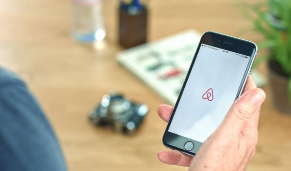 Meublés touristiques type Airbnb : Paris veut étudier des quotas par zone