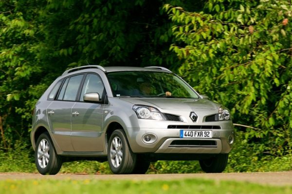 La beauté des laides - Renault Koleos 1 : une fort curieuse salade grecque
