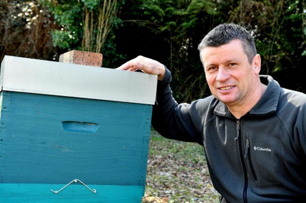En cinq ans, Patrick Cholet est passé du pétrole à l'apiculture dans le Perche