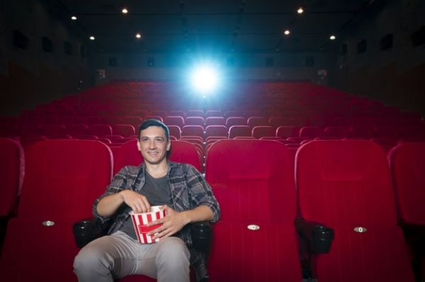 Pop-corn et boissons seront interdits pour la réouverture des cinémas