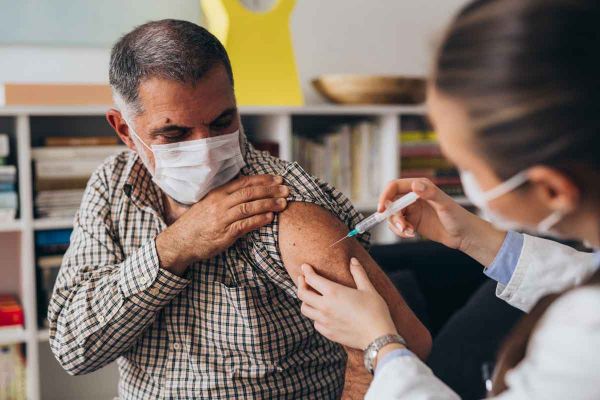 Etats-Unis : des permis de chasse à vie pour encourager à la vaccination