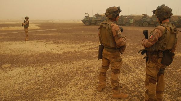 Barkhane : la France suspend sa coopération militaire avec le Mali