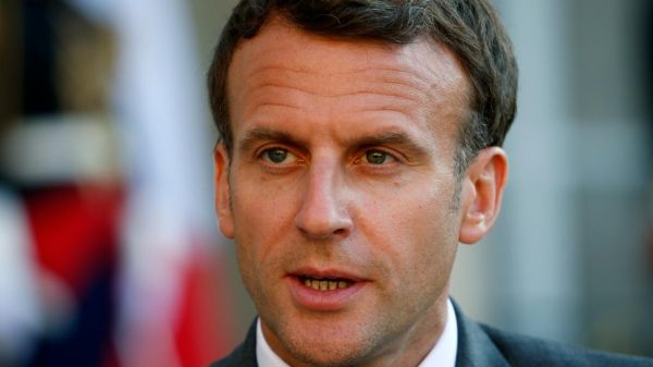 Emmanuel Macron giflé, sa réaction surprenante juste après les faits