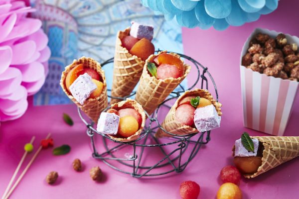 Cornets gaufre à la guimauve à la cerise