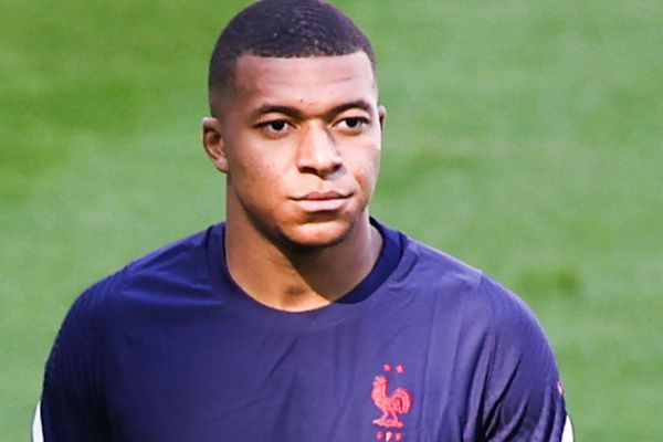 Equipe de France : l'Allemagne, l'Euro, le Ballon d'Or, Giroud... Les confidences de Mbappé