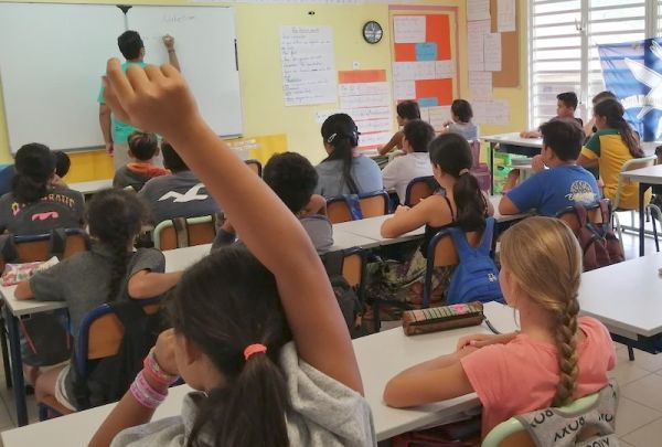 Des élèves infirmiers en mission prévention à Nuku Hiva