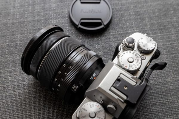 Test Fujinon XF 16-80 mm f/4 R OIS WR : une belle leçon d’équilibre