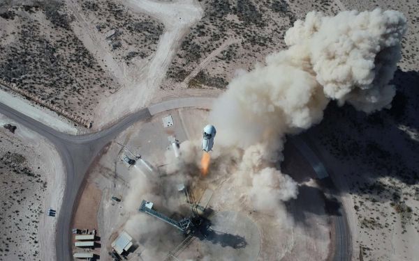 Comment suivre le premier vol habité de Blue Origin avec Jeff Bezos, son frère, Wally Funk et Oliver Daemen à bord ?