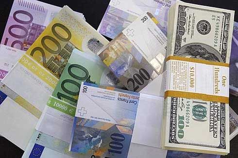 Voyages à l'extérieur : Allocation de devises limitée à 10 000 euros