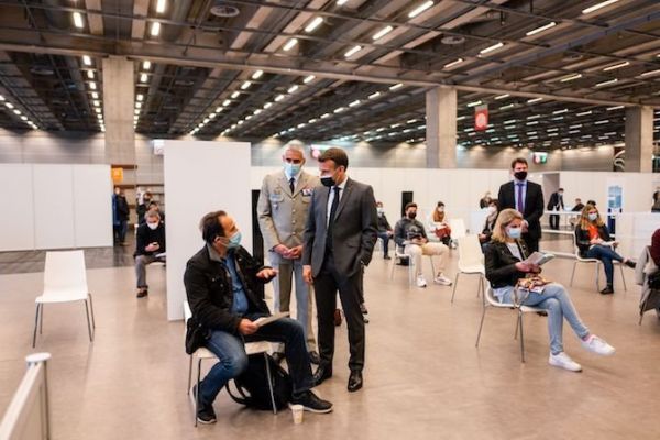 Florent Guénard : « La pandémie est un moment de verticalité du pouvoir »