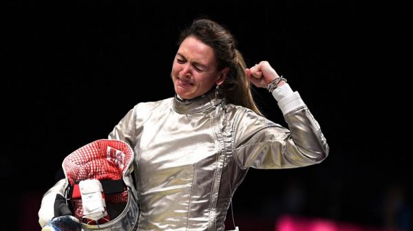 JO de Tokyo : Manon Brunet médaillée de bronze au sabre