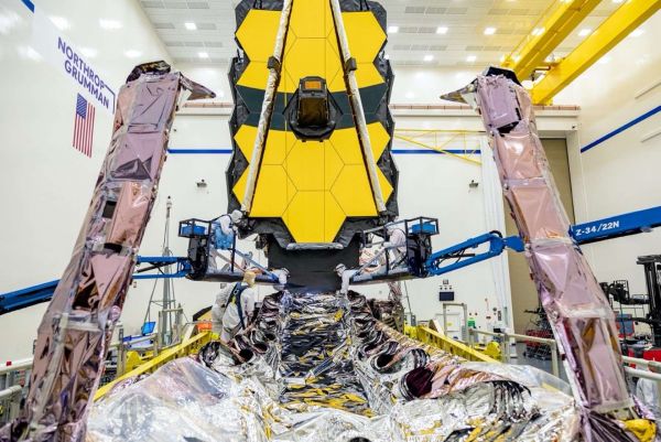 Nasa : des astronomes lancent une pétition pour renommer le télescope spatial James Webb