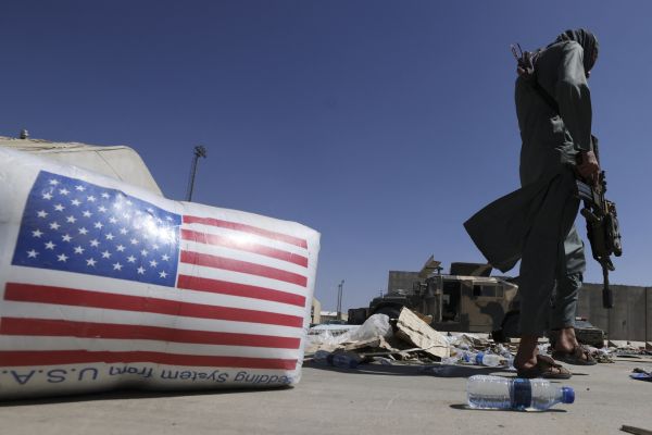 Les Taliban remercient le monde pour l'aide promise et appellent Washington à se montrer généreux