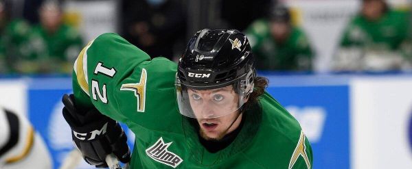 Jakob Pelletier vise la LNH
