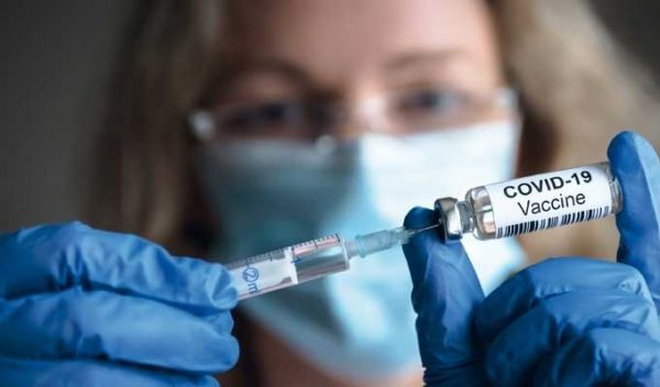 Régions-6ème journée de vaccination: Affluence variable dans les différents centres jusqu'au 13h