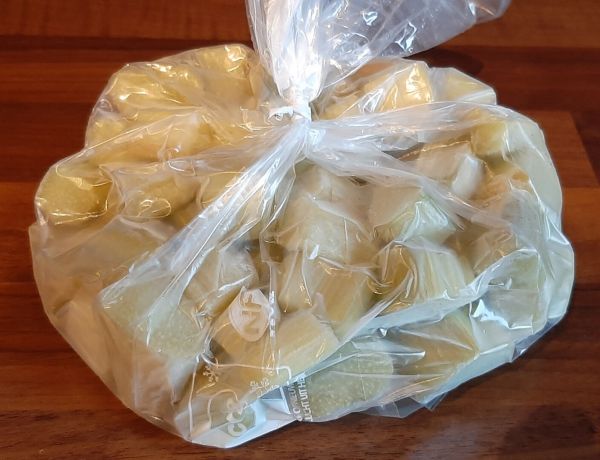 Comment congeler de la rhubarbe fraîche du jardin ? La bonne méthode !