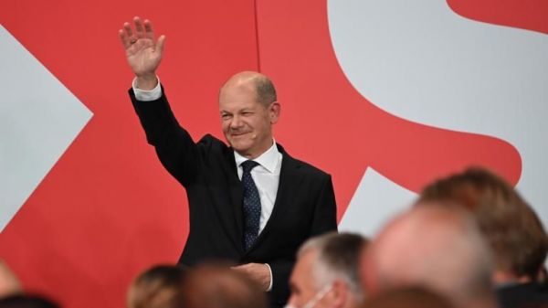 Elections fédérales en Allemagne : les sociaux-démocrates arrivent en tête avec 25,7% des voix, selon des résultats provisoires