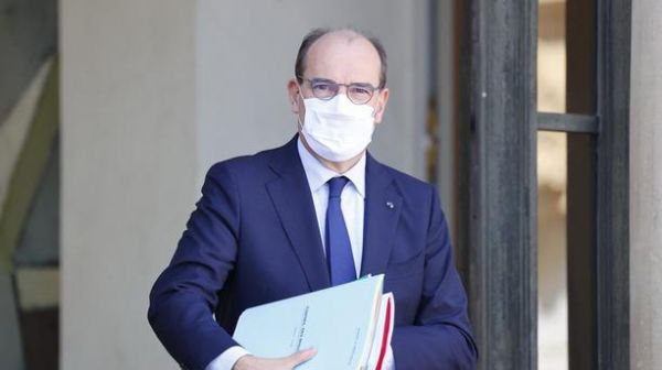 Les tests covid deviendront payants le 15 octobre seulement pour les non-vaccinés, selon Castex