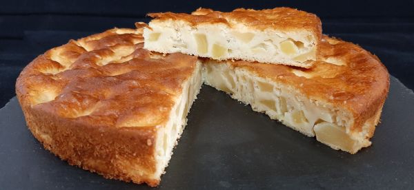 Recette de gâteau aux pommes extra moelleux et ultra rapide pour goûter