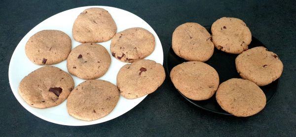 Recette de cookies à la cannelle et pépites de chocolat. Cookies moelleux