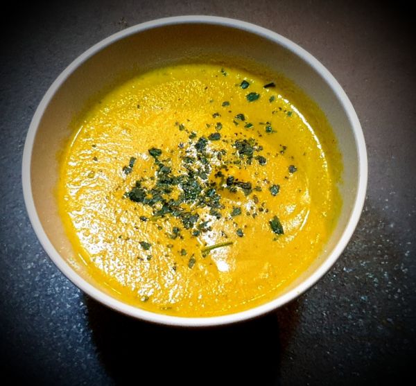 VELOUTÉ DE CAROTTES À LA CRÈME FRAÎCHE ► Excellent !