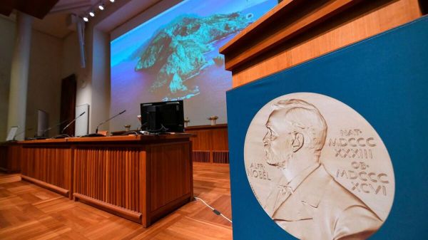 Le prix Nobel de chimie revient à l'Allemand Benjamin List et l'Américain David MacMillan