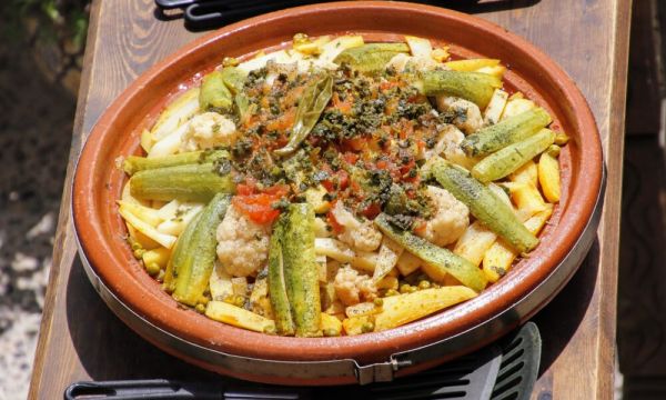 Médiapart révèle qu'Éric Zemmour aurait mangé une tajine au poulet en 2013