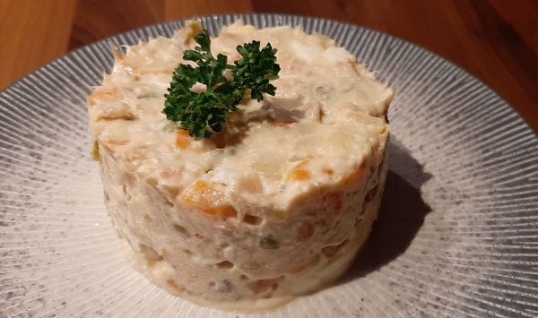 Salade Russe ou ensalada rusa. Une recette Espagnole parfaite en tapas !