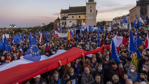 Pologne/UE: les enjeux sur la crise