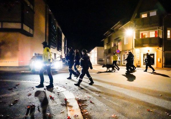 Norvège : cinq personnes tuées par un homme armé d'un arc