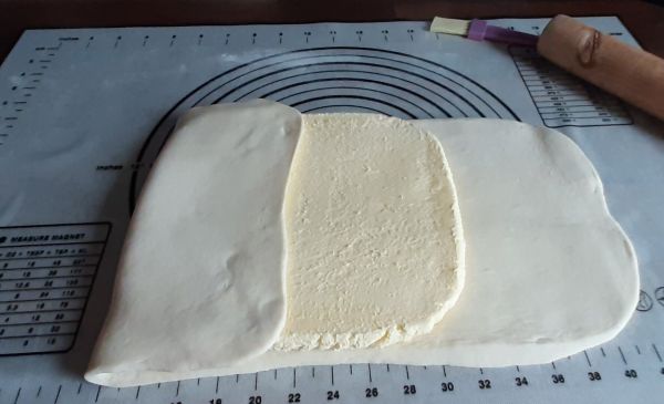 RECETTE DE LA PÂTE FEUILLETÉE ► Voir le pas à pas complet !