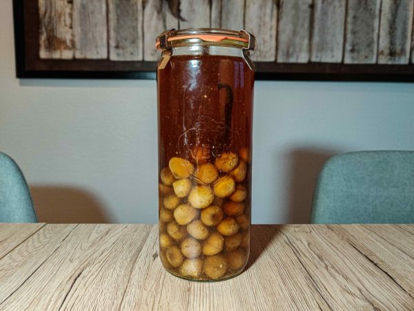 Recette rhum arrangé noix de macadamia et vanille. Rhum arrangé maison
