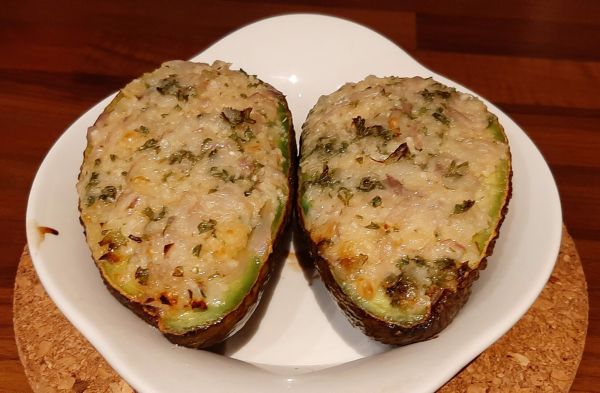 Recette des avocats gratinés au parmesan ► Une recette excellente !