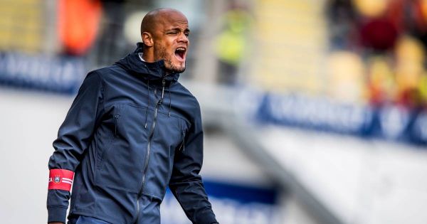 EN DIRECT: La Louvière retrouve l'ambiance des grands soirs et Anderlecht