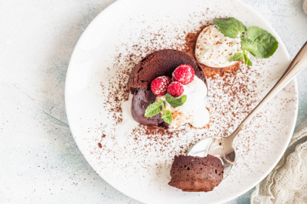 Fondant au chocolat sauce chocolat blanc, addictif