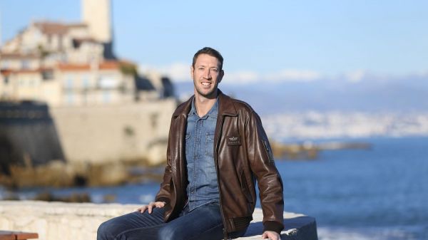 ENTRETIEN. "Ce livre a été une forme de thérapie", raconte le champion olympique Alain Bernard dans son autobiographie