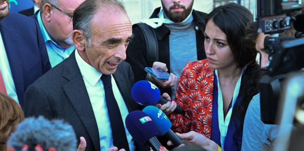 Dans une salle pleine à craquer, Zemmour dévoile ses premières propositions économiques