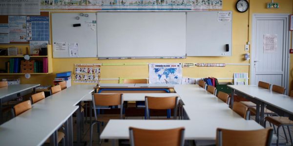Covid-19 : le nombre de classes fermées au plus haut depuis la rentrée de septembre
