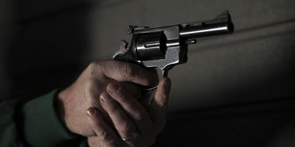 Violences sur le concierge et résiliation du bail de location