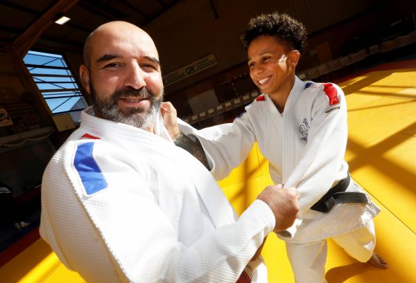 Deux champions du judo en mode partage à Saint-Maximin