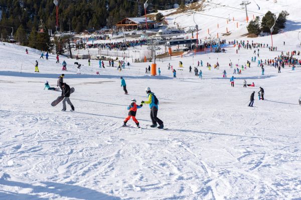 Vacances de Noël : dates 2021-2022, quel protocole dans les stations de ski ?