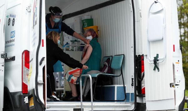 A cause du variant Delta, les vaccins ne protègent de la transmission qu'à 40% selon l'OMS