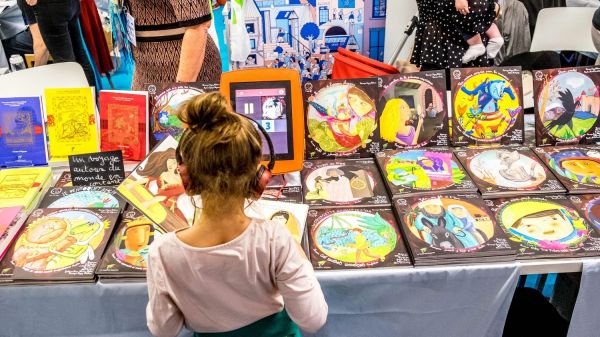 Dix choses à savoir sur le salon du livre jeunesse de Montreuil 2021 avec Sylvie Vassalo, sa directrice