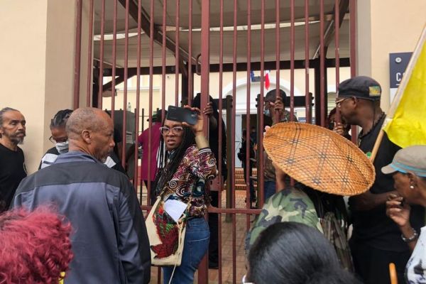 Procès en appel des quatre manifestants : les peines de prison sont confirmées en appel et alourdies
