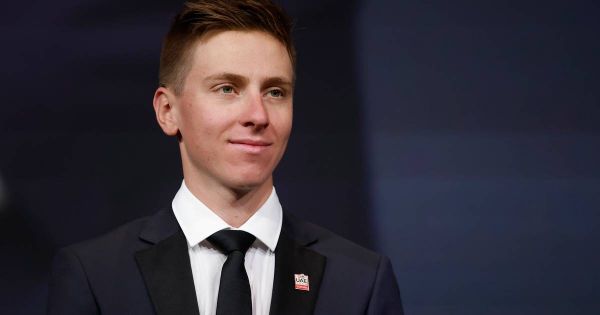 Tadej Pogacar gagne le Vélo d'Or, Wout van Aert troisième